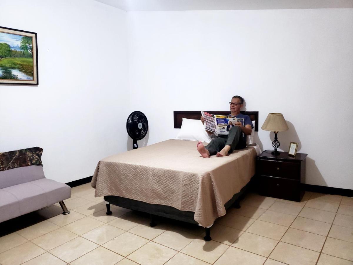 ريتالهوليو Judys Home - Bed And Breakfast المظهر الخارجي الصورة