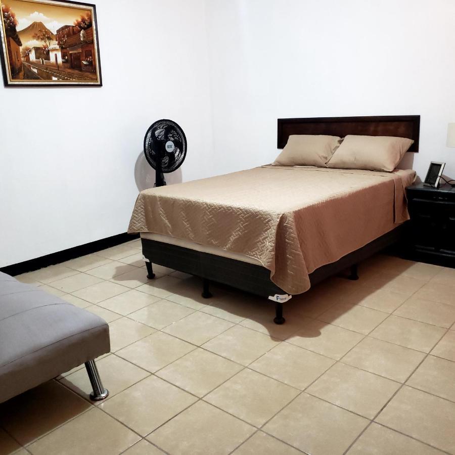 ريتالهوليو Judys Home - Bed And Breakfast المظهر الخارجي الصورة